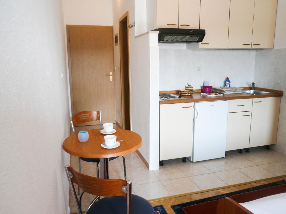 Apartments Saric Makarska Exterior photo